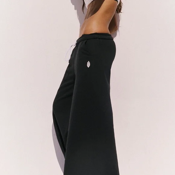 FOR THE WIN WIDE LEG PANT - Picture 4 of 9